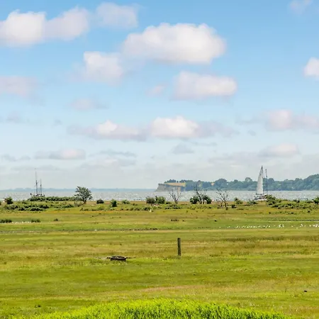 Holiday home Beautiful In With House Sea View *
