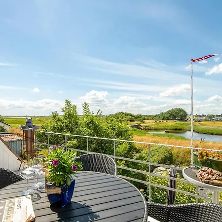 Holiday home Beautiful In With House Sea View